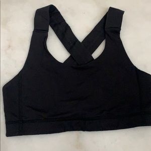 Lululemon black bra size 6 gently used